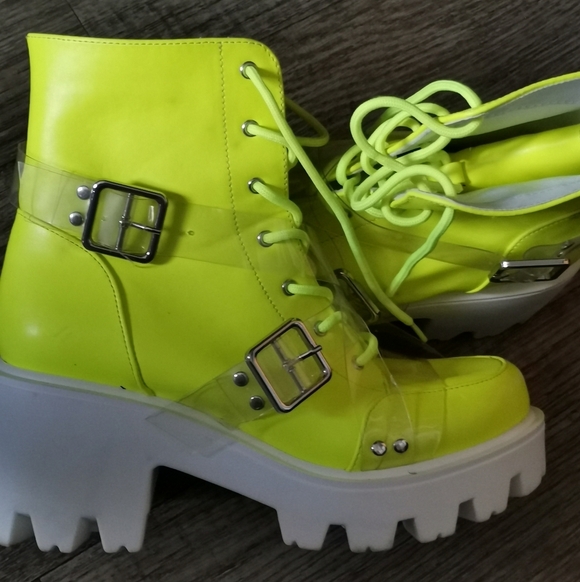 Cape Robbin Womens Neon Green  Size 8 - Picture 2 of 6